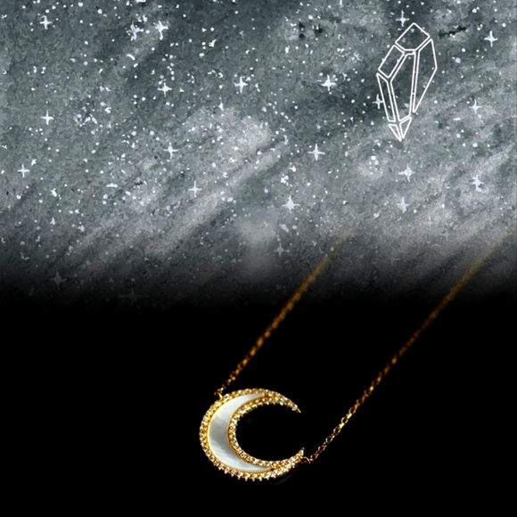 NEW 14k Gold Sea Shell Crescent Moon Necklace π - Picture 9 of 16